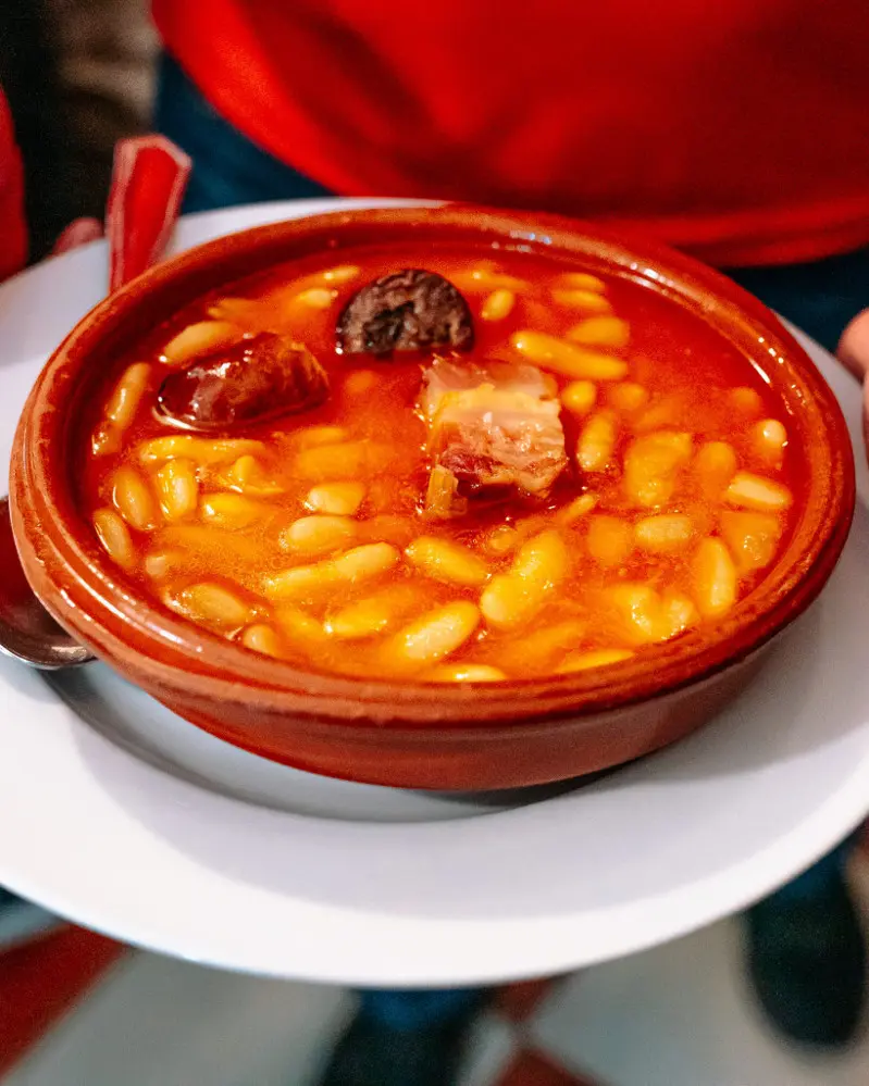 restaurante-en-gijon-la-iglesiona-fabada